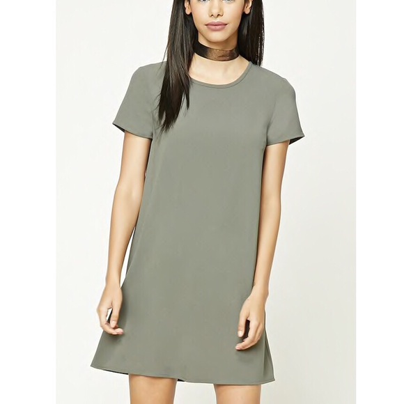 Dresses & Skirts - Green Shift Dress